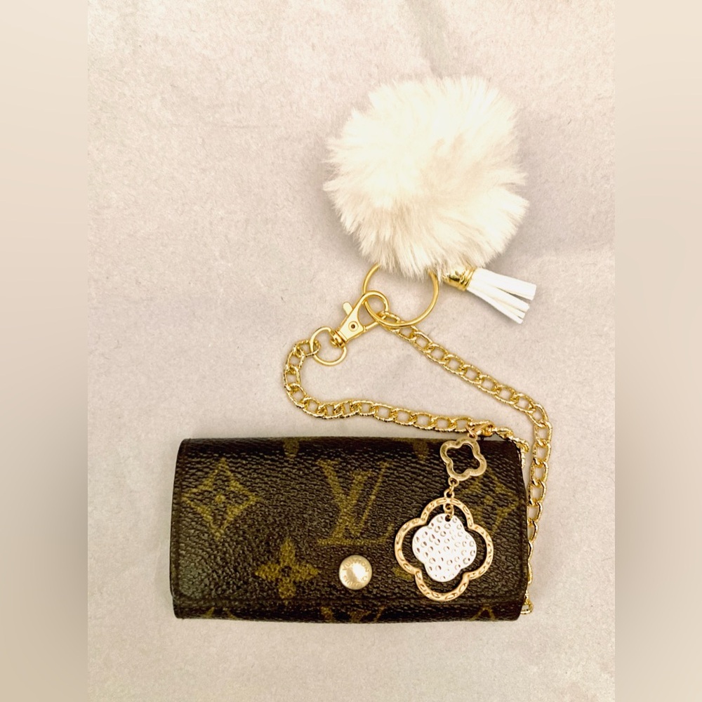 Louis Vuitton Multicles 4 key holder 1988